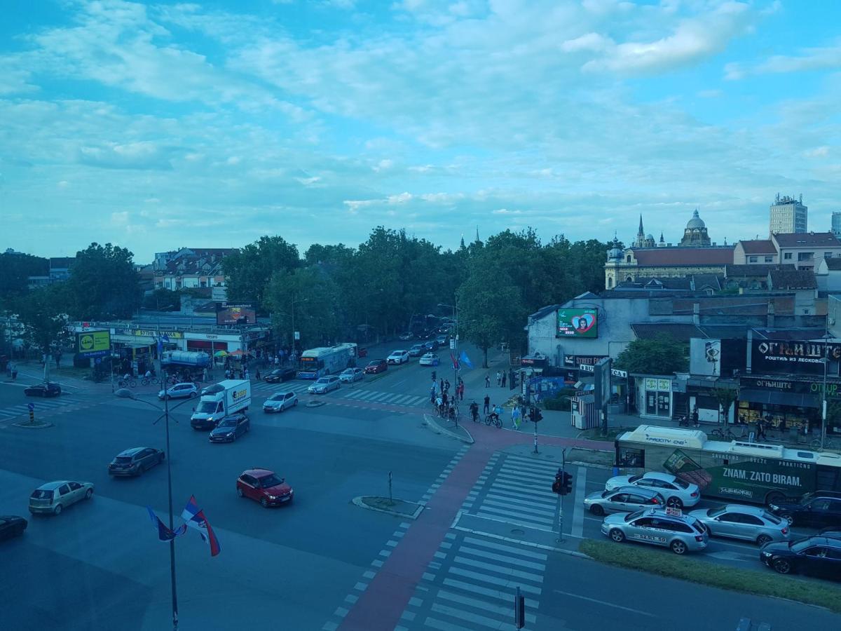 Central Apartment With 24-7 Building Security Novi Sad Exterior foto