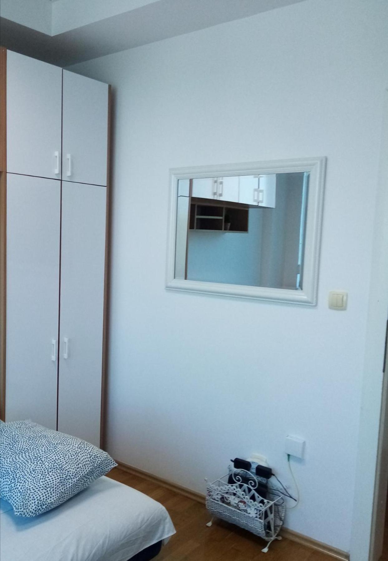 Central Apartment With 24-7 Building Security Novi Sad Exterior foto